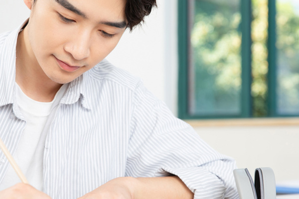 大連海事大學(xué)在職研究生選擇技巧是什么,怎么選擇專業(yè)比較好?.jpg 大連海事大學(xué)在職研究生選擇技巧是什么,怎么選擇專業(yè)比較好?.jpg