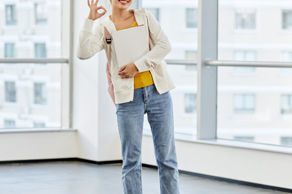 攻讀理論經濟學在職研究生好不好,就業前景怎么樣?.jpg 攻讀理論經濟學在職研究生好不好,就業前景怎么樣?.jpg