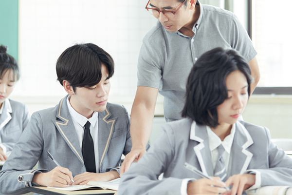 重慶師范大學在職研究生值不值得去讀,能在職提升學歷拿證靠譜嗎?.jpg 重慶師范大學在職研究生值不值得去讀,能在職提升學歷拿證靠譜嗎?.jpg