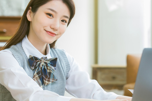 美國威斯康星協和大學在職研究生值不值得去讀,能在職提升學歷拿證靠譜嗎?.jpg 美國威斯康星協和大學在職研究生值不值得去讀,能在職提升學歷拿證靠譜嗎?.jpg