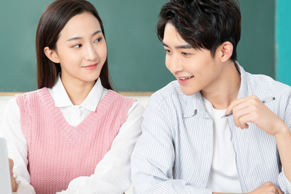 中國政法大學在職研究生值不值得去讀,能在職提升學歷拿證靠譜嗎?.jpg 中國政法大學在職研究生值不值得去讀,能在職提升學歷拿證靠譜嗎?.jpg