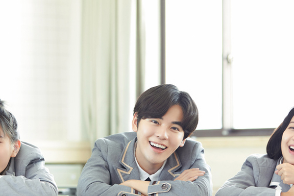 法國里昂IDRAC高等商業(yè)管理學院在職研究生怎么考,有沒有畢業(yè)證?.jpg 法國里昂IDRAC高等商業(yè)管理學院在職研究生怎么考,有沒有畢業(yè)證?.jpg