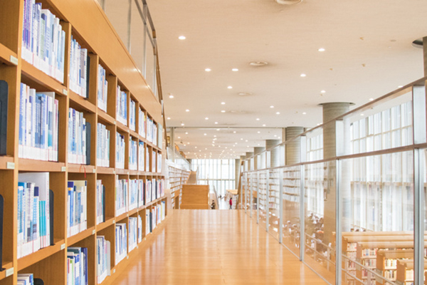 胡安卡洛斯國王大學(xué)在職研究生怎么考,有沒有畢業(yè)證?.jpg 胡安卡洛斯國王大學(xué)在職研究生怎么考,有沒有畢業(yè)證?.jpg