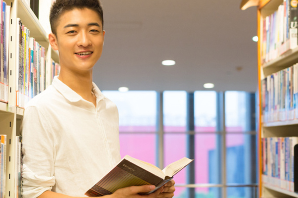 讀華東政法大學在職研究生會后悔嗎,有什么意義呢?.jpg 讀華東政法大學在職研究生會后悔嗎,有什么意義呢?.jpg